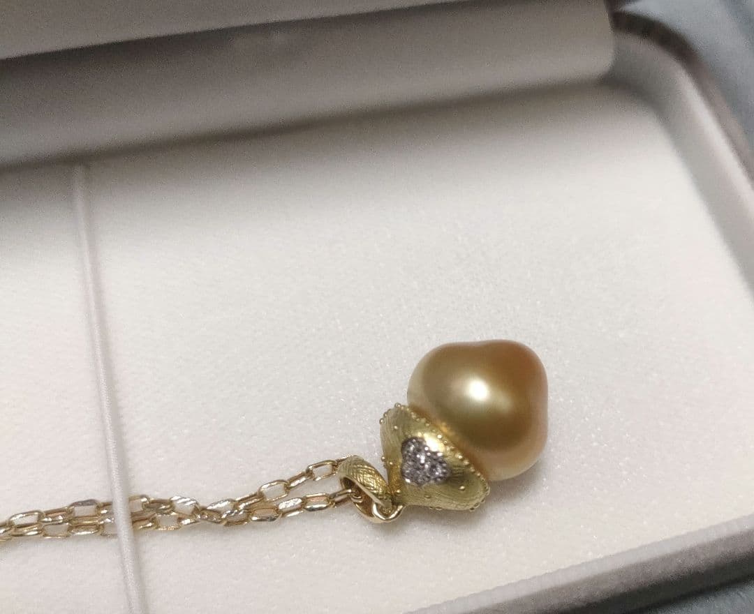 南洋白蝶真珠　パールペンダント 18K ゴールドネックレス