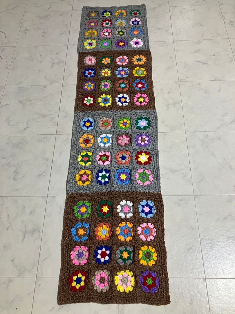 ちろちゃん　マルチカバー　手編み　ハンドメイド