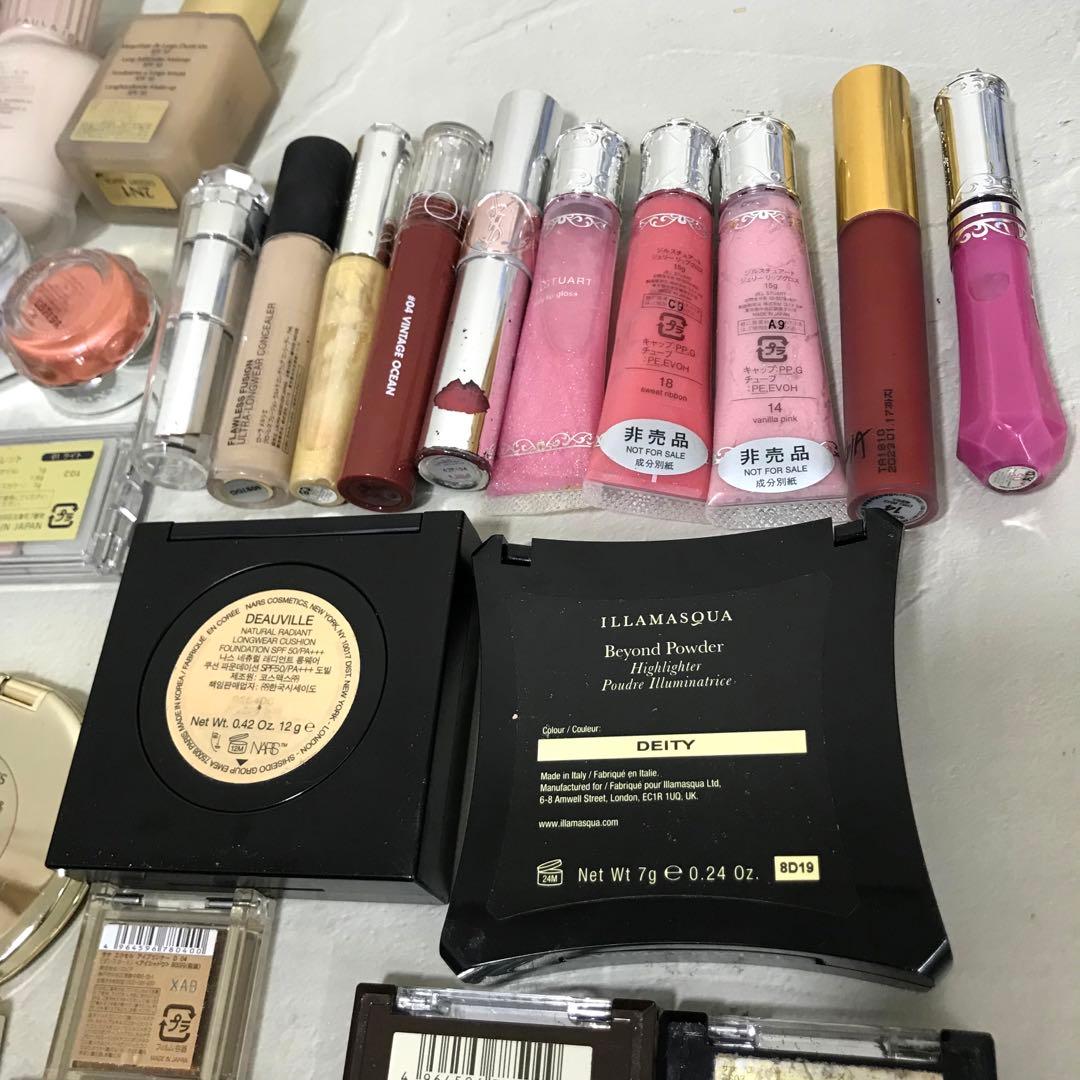 大量 デパコス プチプラ 化粧品 まとめ シャネル イヴサンローラン ディオール