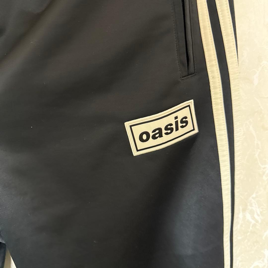 adidas oasis ジャージパンツ ブラック