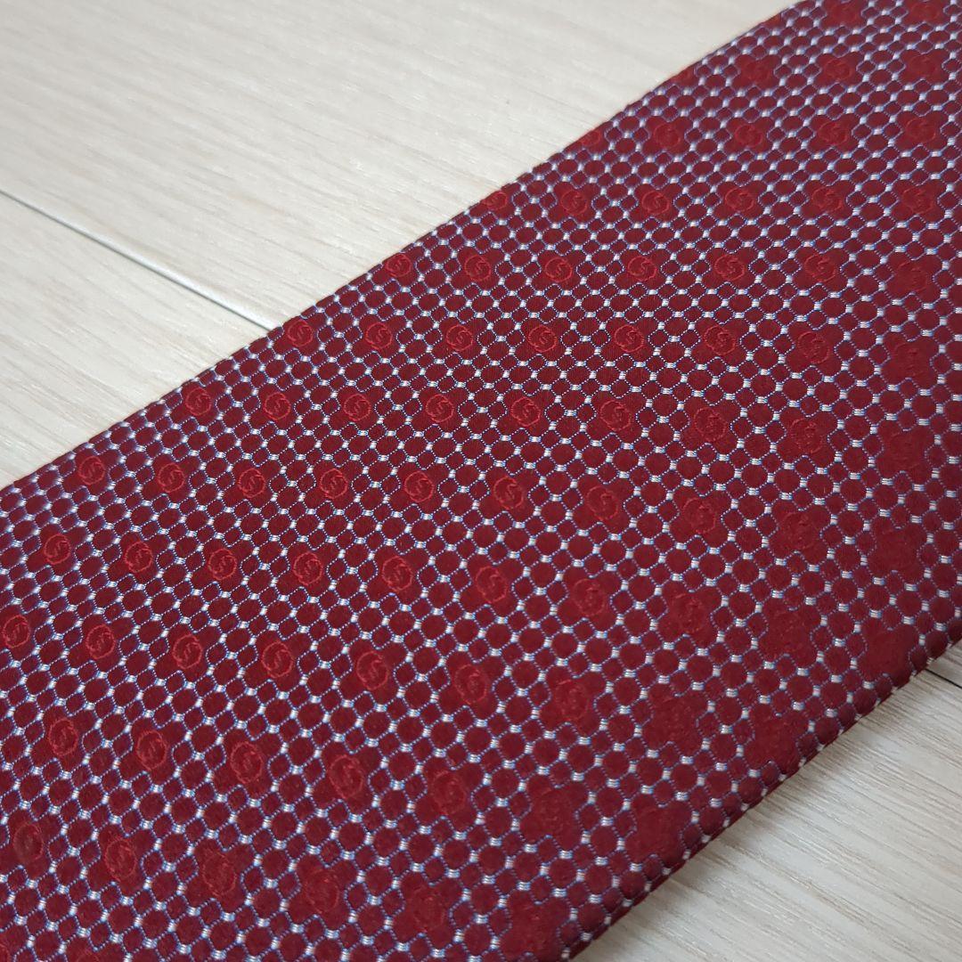 【新品】GUCCI　ネクタイ　GG柄　レッド　総柄