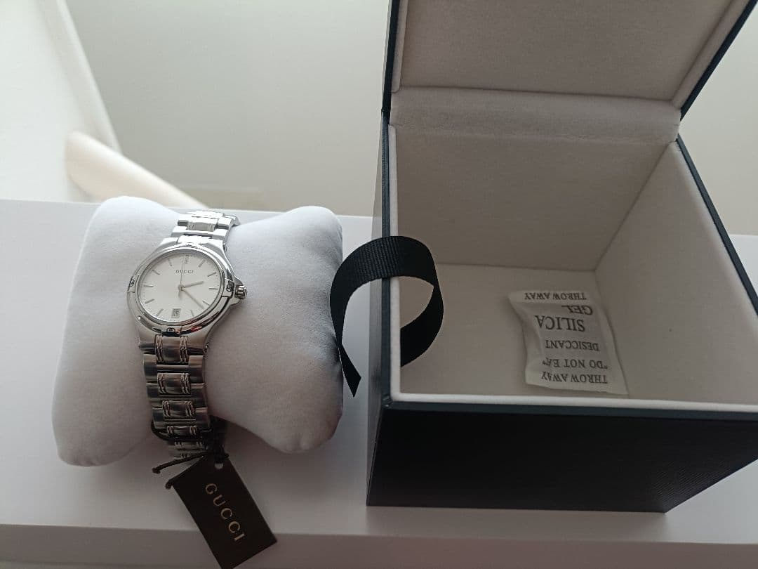 J*i様 GUCCI 9040M メンズ 腕時計 クォーツ