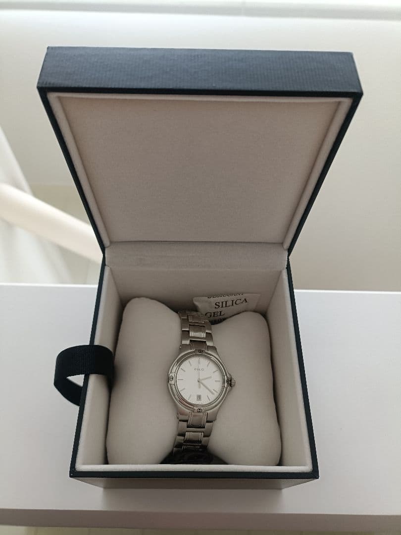 J*i様 GUCCI 9040M メンズ 腕時計 クォーツ