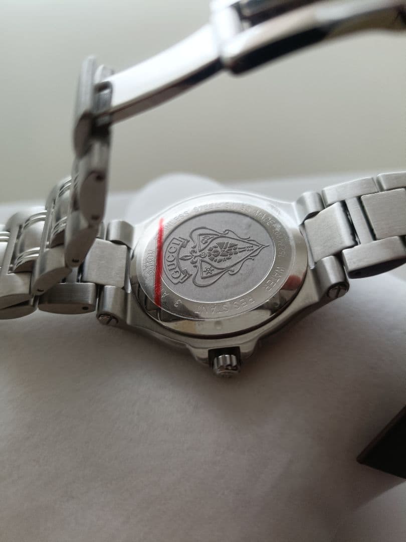 J*i様 GUCCI 9040M メンズ 腕時計 クォーツ