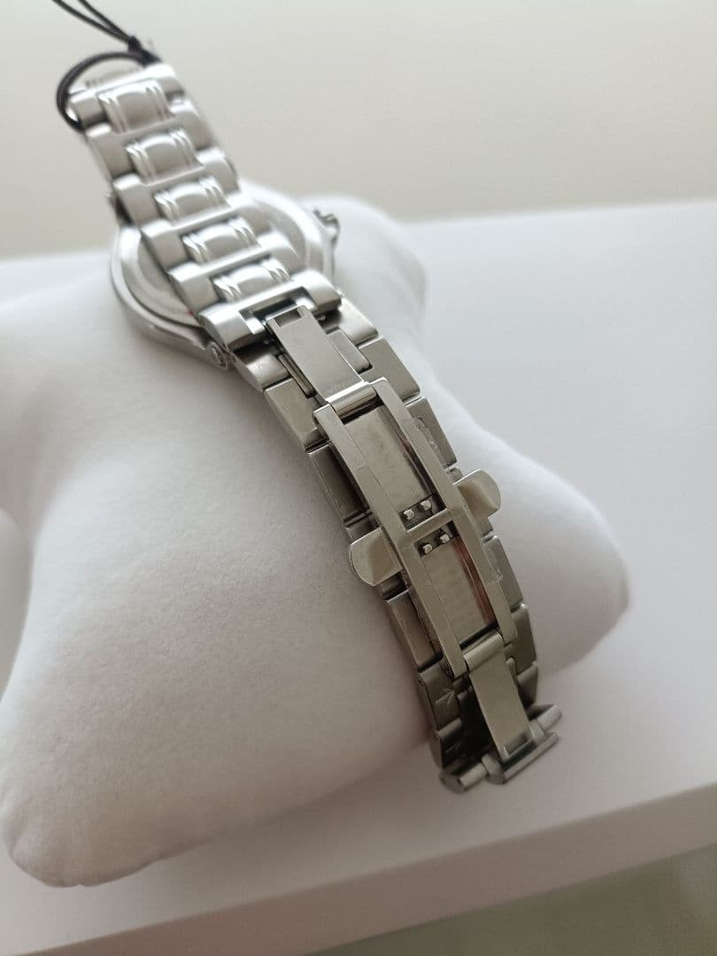 J*i様 GUCCI 9040M メンズ 腕時計 クォーツ