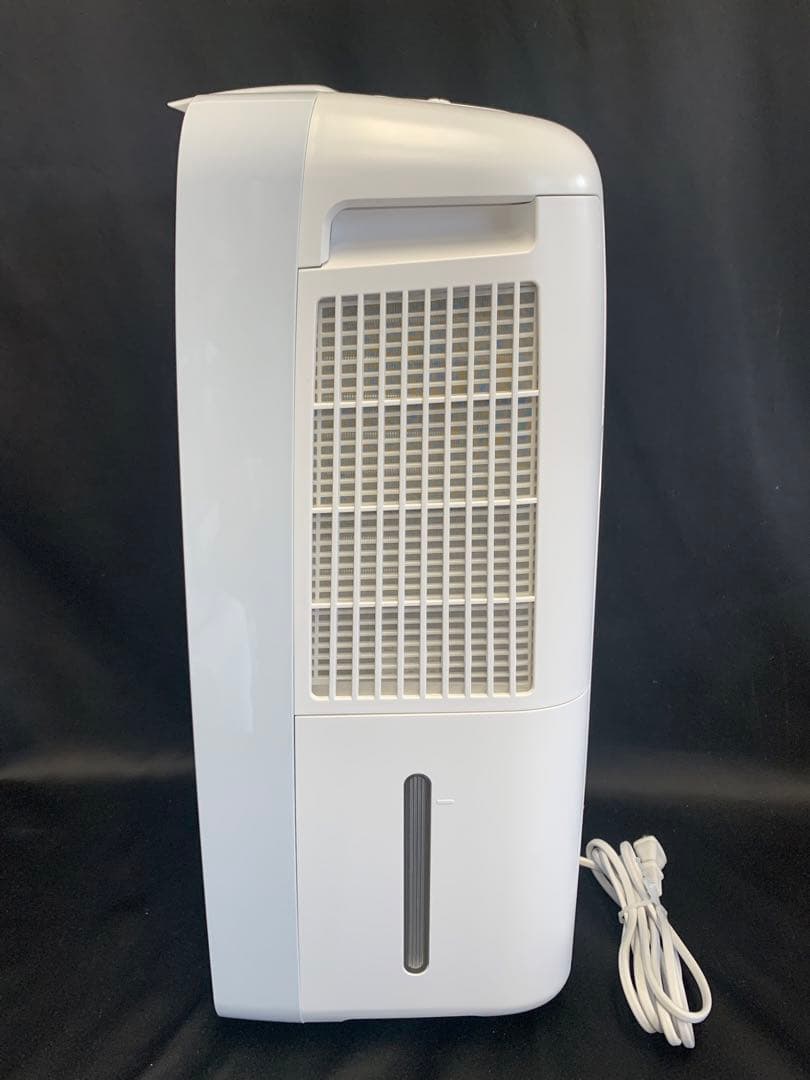 り*い様 シャープ　CM-N100-W 除湿機/衣類乾燥　プラズマクラスター　2