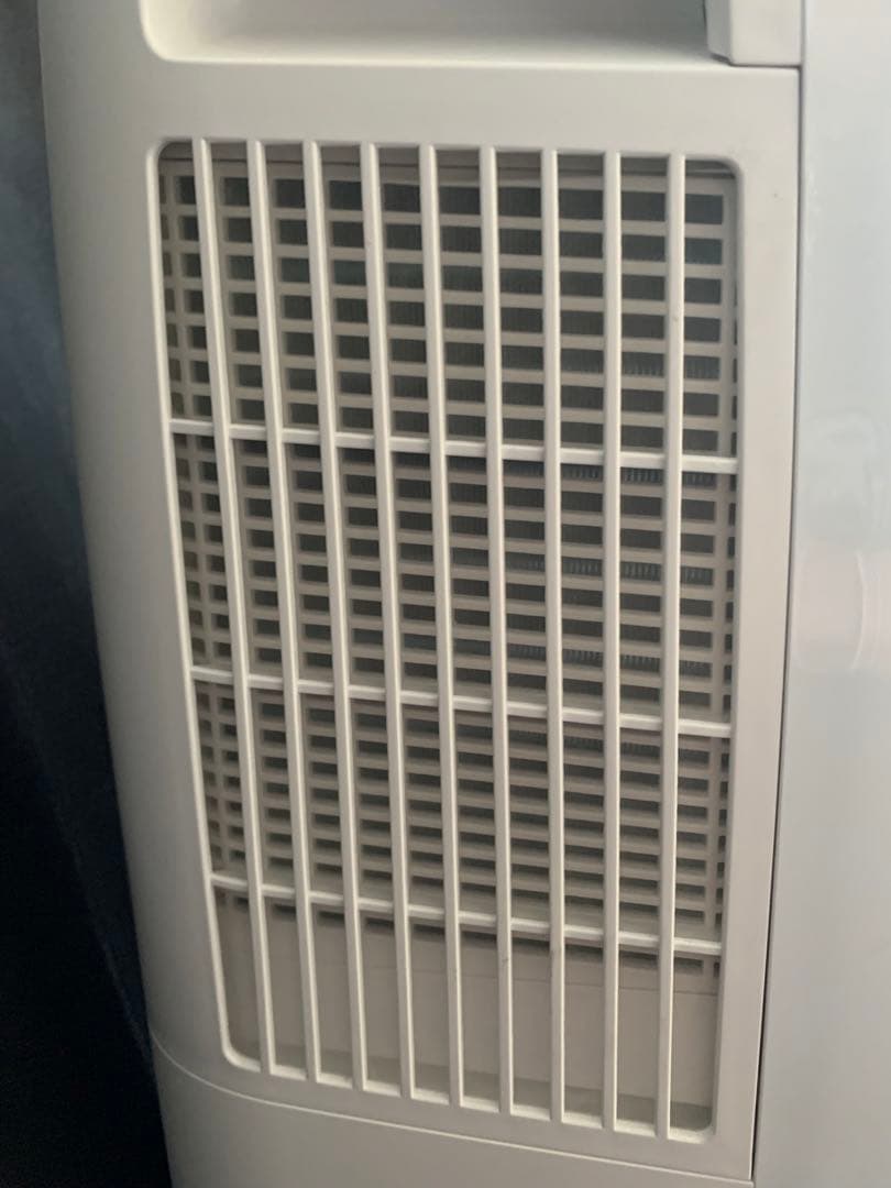 り*い様 シャープ　CM-N100-W 除湿機/衣類乾燥　プラズマクラスター　2