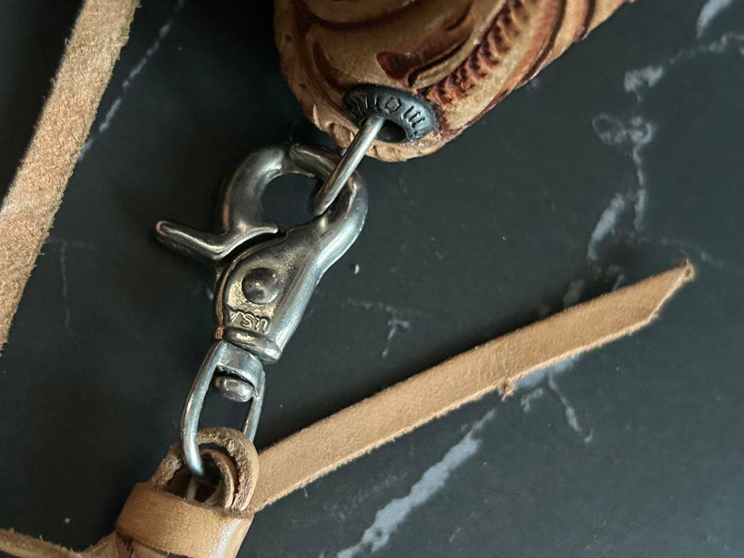 mud monkey 彫刻デザイン バイカーズウォレット 二つ折り財布