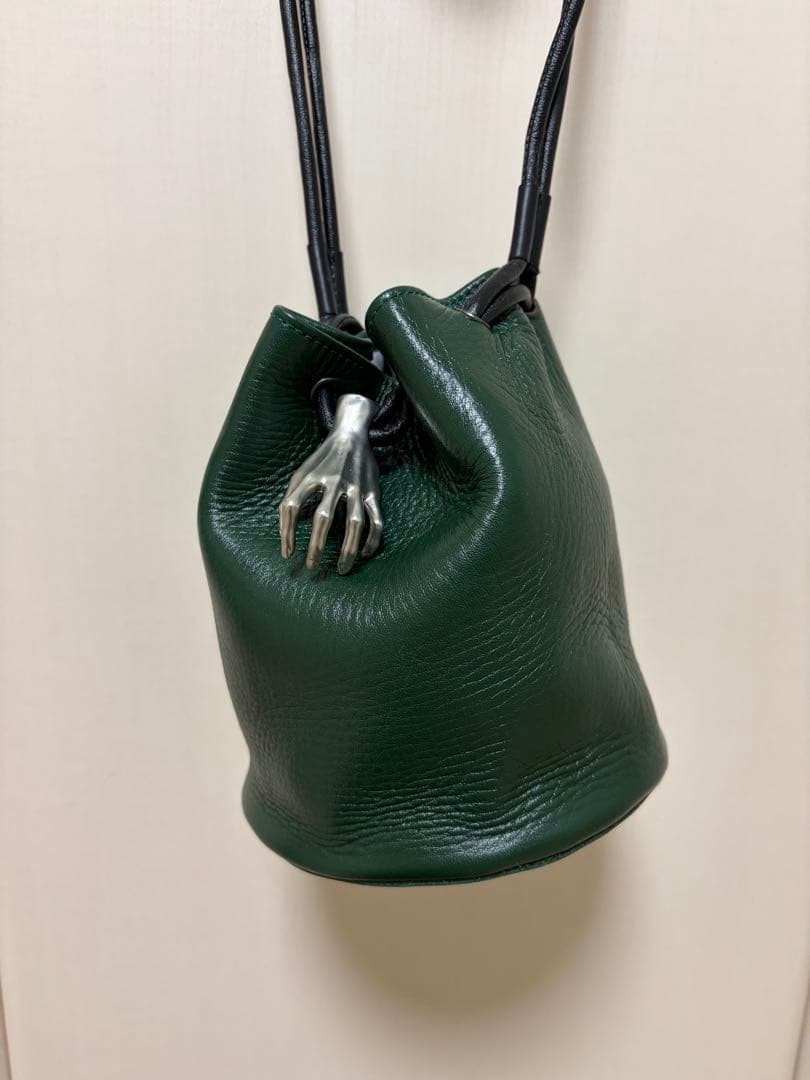 hazama ハザマ 2020SS 惹きずり込まれる運命のレザー巾着