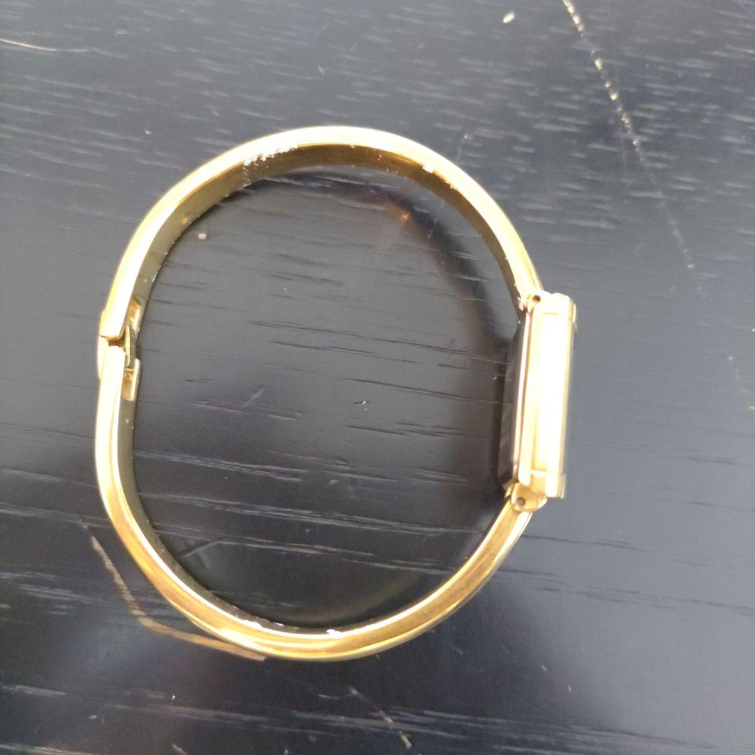 VMPD7-1020-22 イヴ・サンローラン 腕時計 ゴールド