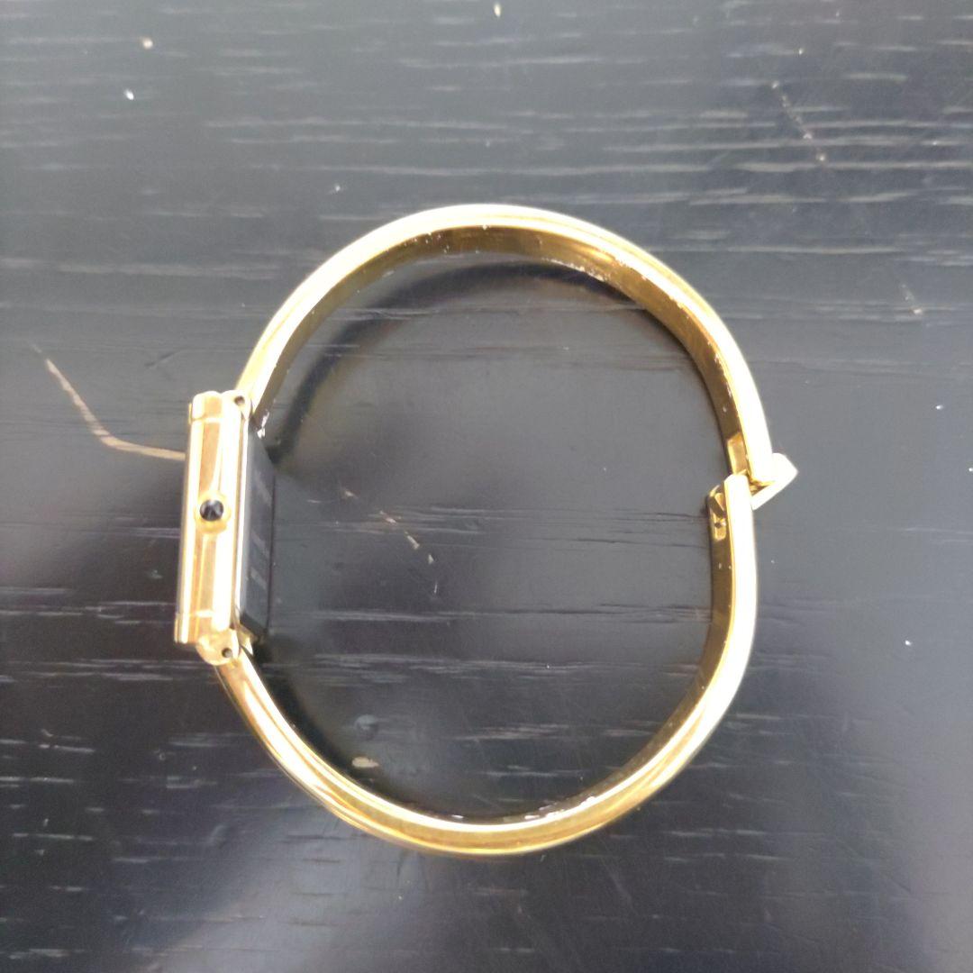 VMPD7-1020-22 イヴ・サンローラン 腕時計 ゴールド