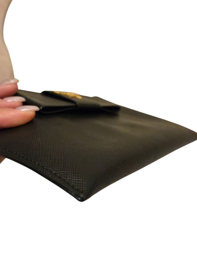 PRADA♡プラダ♡リストレット♡リボンクラッチバッグ♡サフィアーノ