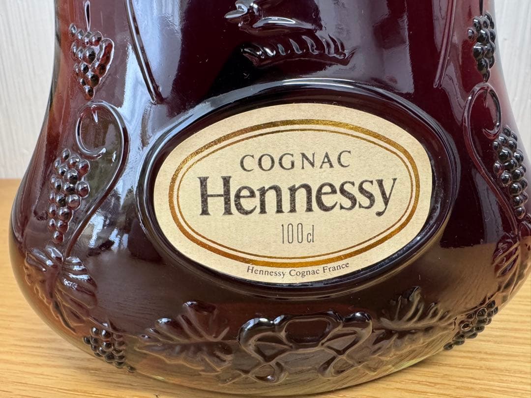 Y*L様 希少品　ヘネシーＸＯ　1000m l 金キャップ　未開封保管品