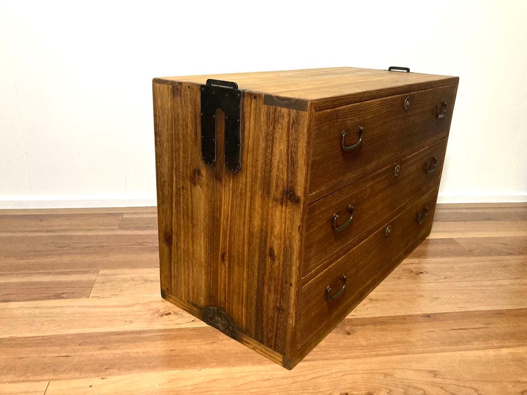 【メンテ済】アンティークの収納棚　サイドボード　ローボード　総桐　引出し3杯