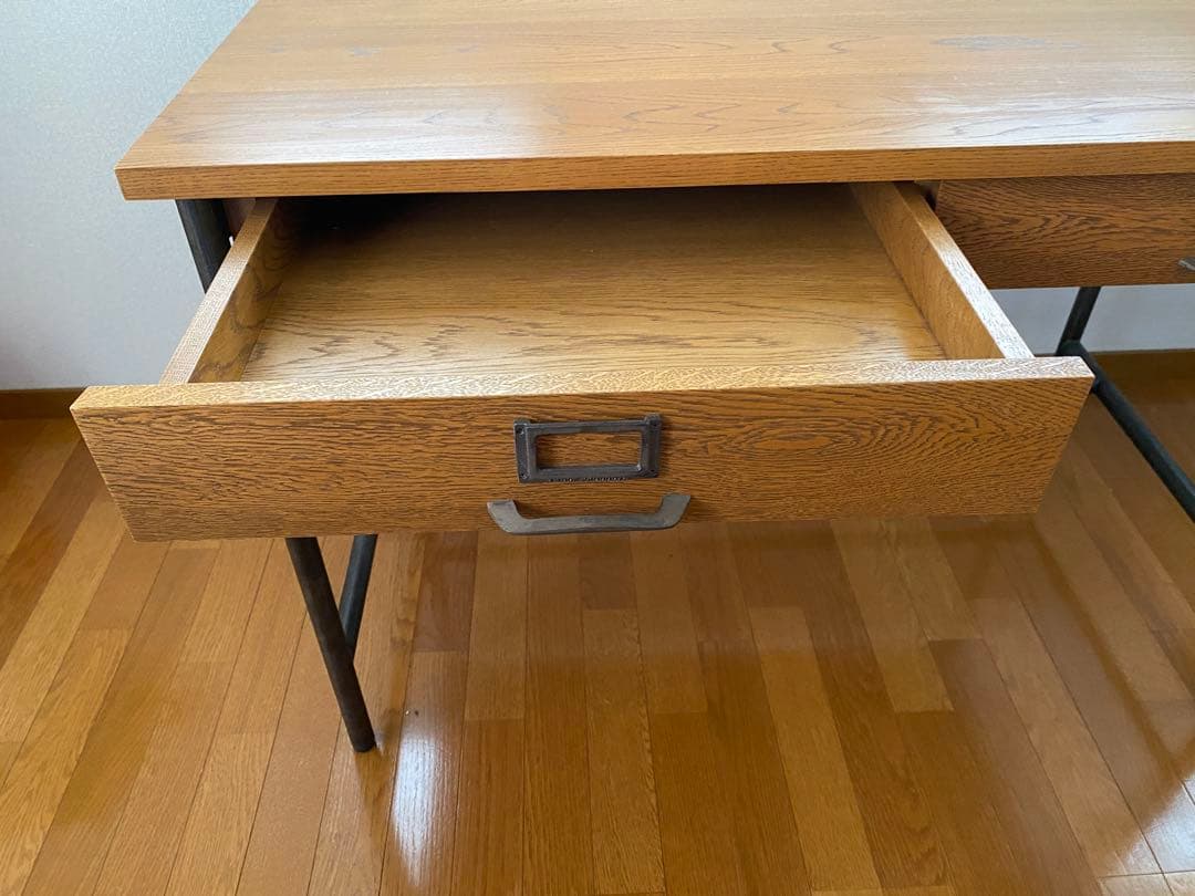 TRUCK FURNITURE／トラックファニチャー／SUTTO DESK