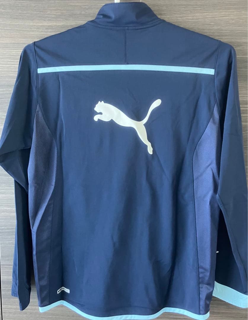 ジュビロ磐田支給品　トレーニングトップ