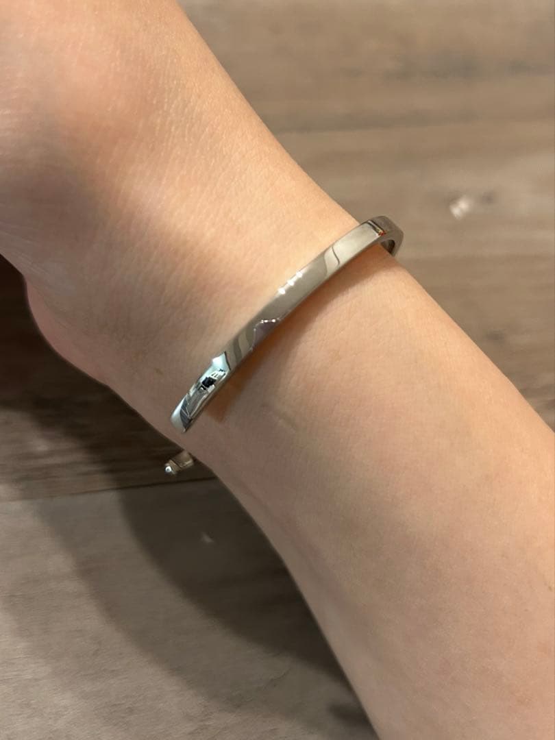 【MM6】Numericミニマルシグネチャーカフブレスレット2025SS