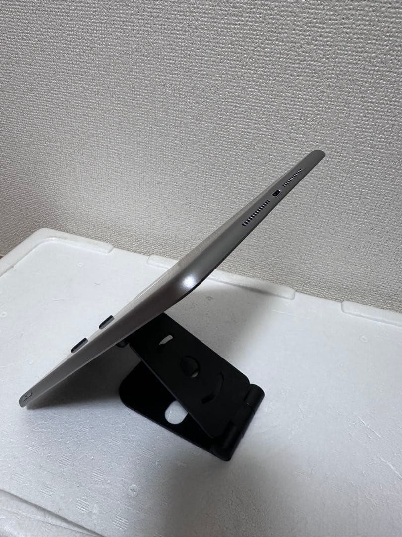 iPad 9.7インチ (第6世代) 32GB WiFi