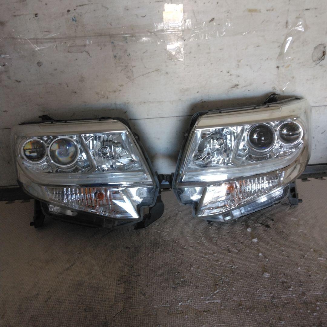 ダイハツ純正LA600610Sタントカスタム後期LEDヘッドライト左右中古128