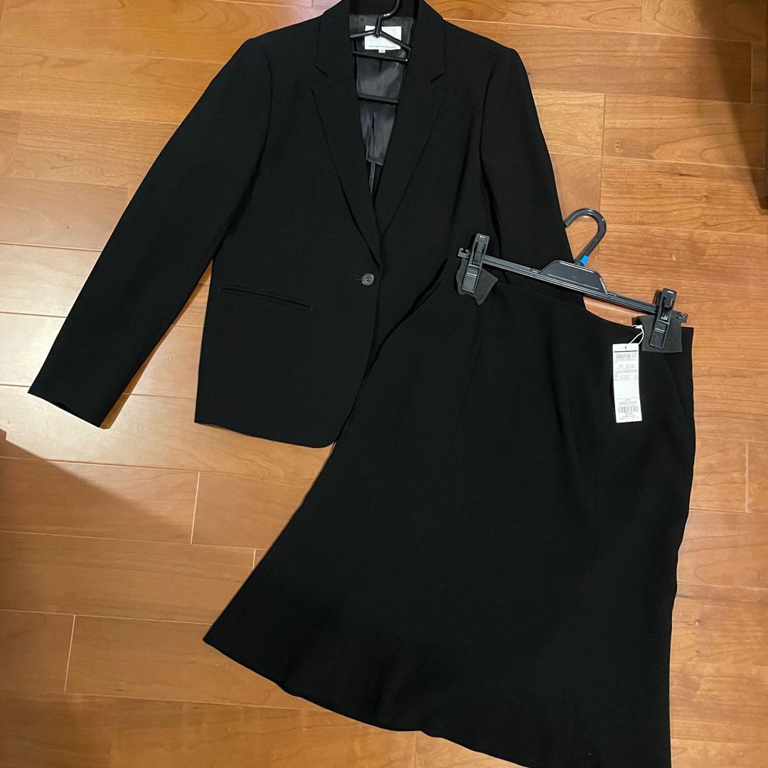 新品、未使用　23区　スーツ　上下　黒　フォーマル　レディーススーツ