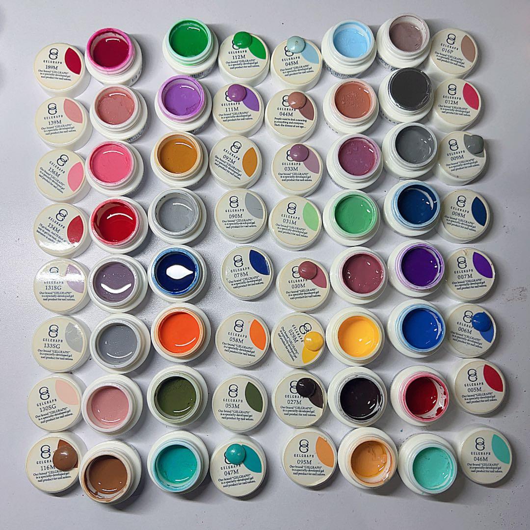 ジェルネイルカラー　ジェルグラフ55色まとめ