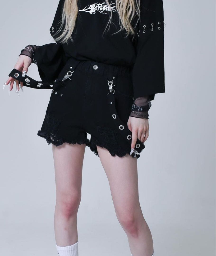 完売品　【REFLEM/レフレム】サスペンダー付きデニムショーツ　ブラック