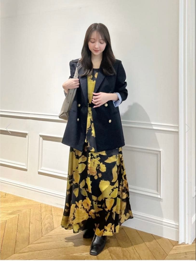 【新品タグ付】allurevilleワンピース定価51,700円