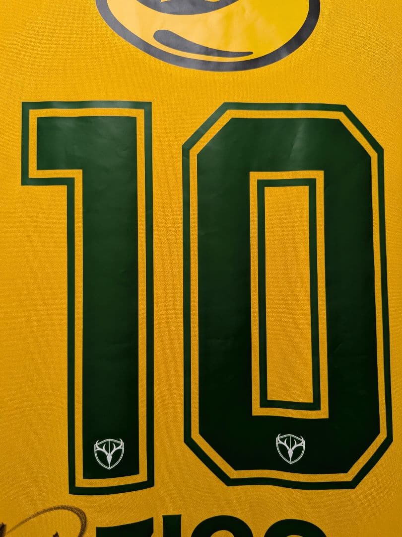 く*ろ様 【鹿島アントラーズ】30周年ジーコサイン入りユニフォーム　新品未使用タ