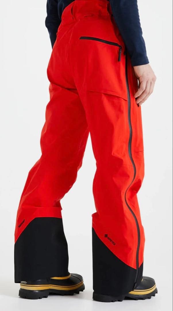 peak performance ピークパフォーマンス　パンツ