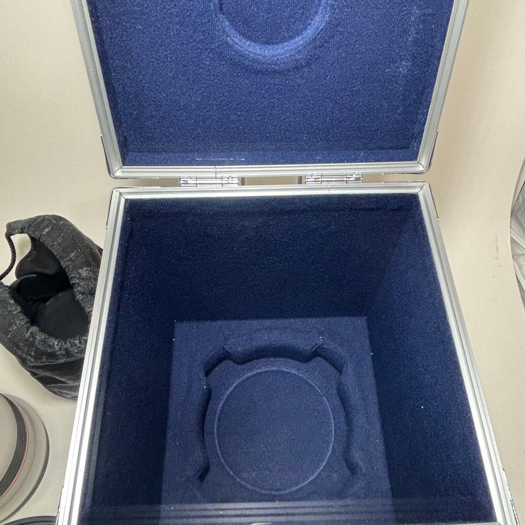 み*ゆ様 ジャンク品Canon 300mm f2.8レンズ ハードケース付き