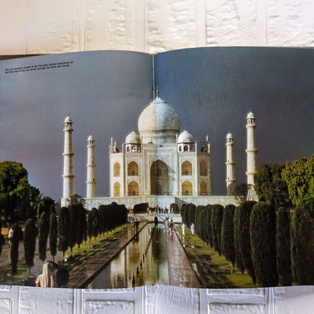 洋書 Delhi Agra and Jaipur