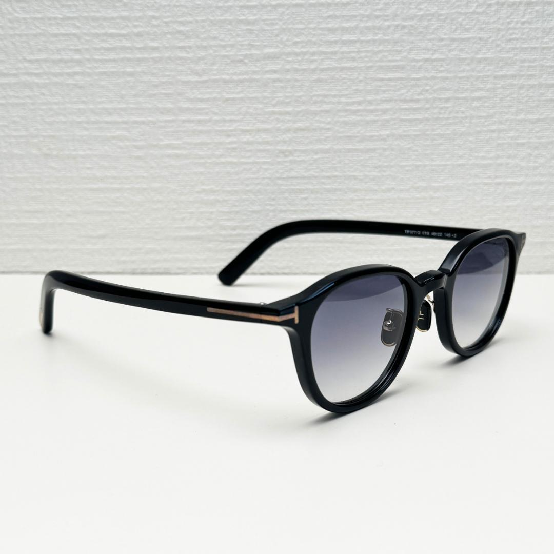 使用少トムフォード サングラス TF977-D 01B 48 ブラック