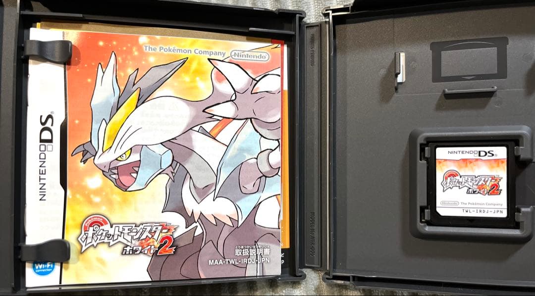 【説明書付き】ポケットモンスター ホワイト2 (Nintendo DS)