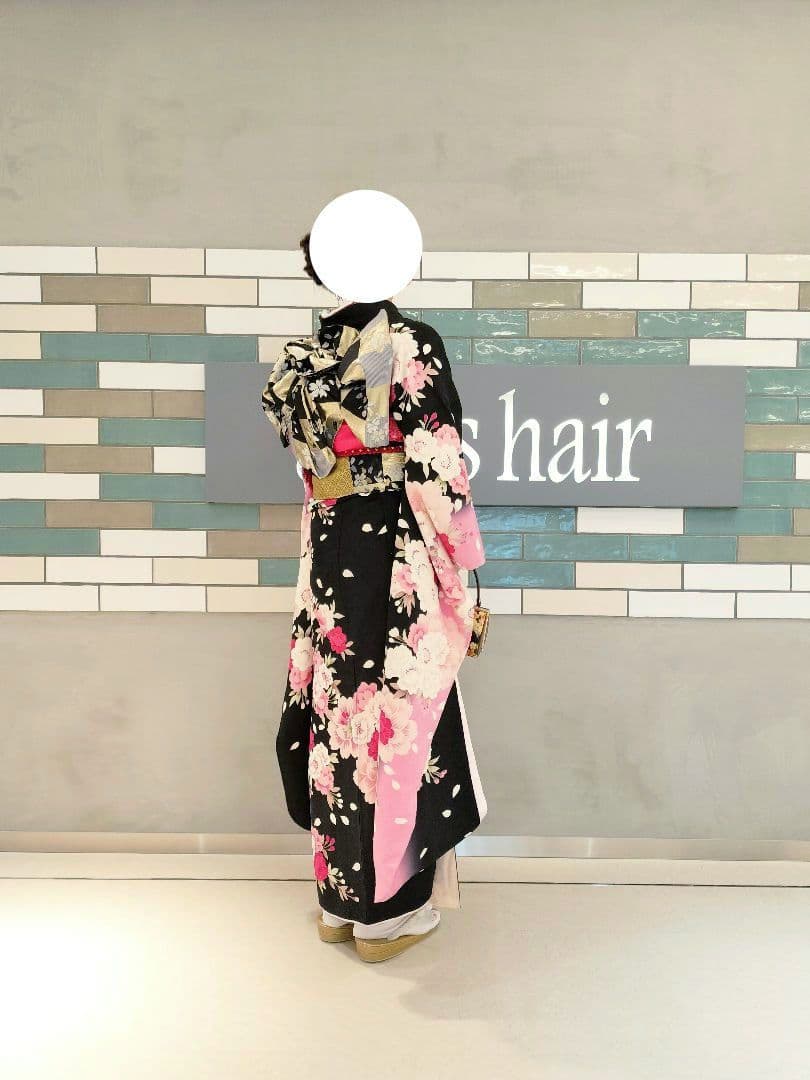 コタ　成人式振袖フルセット　黒地ピンク舞桜　金市松袋帯