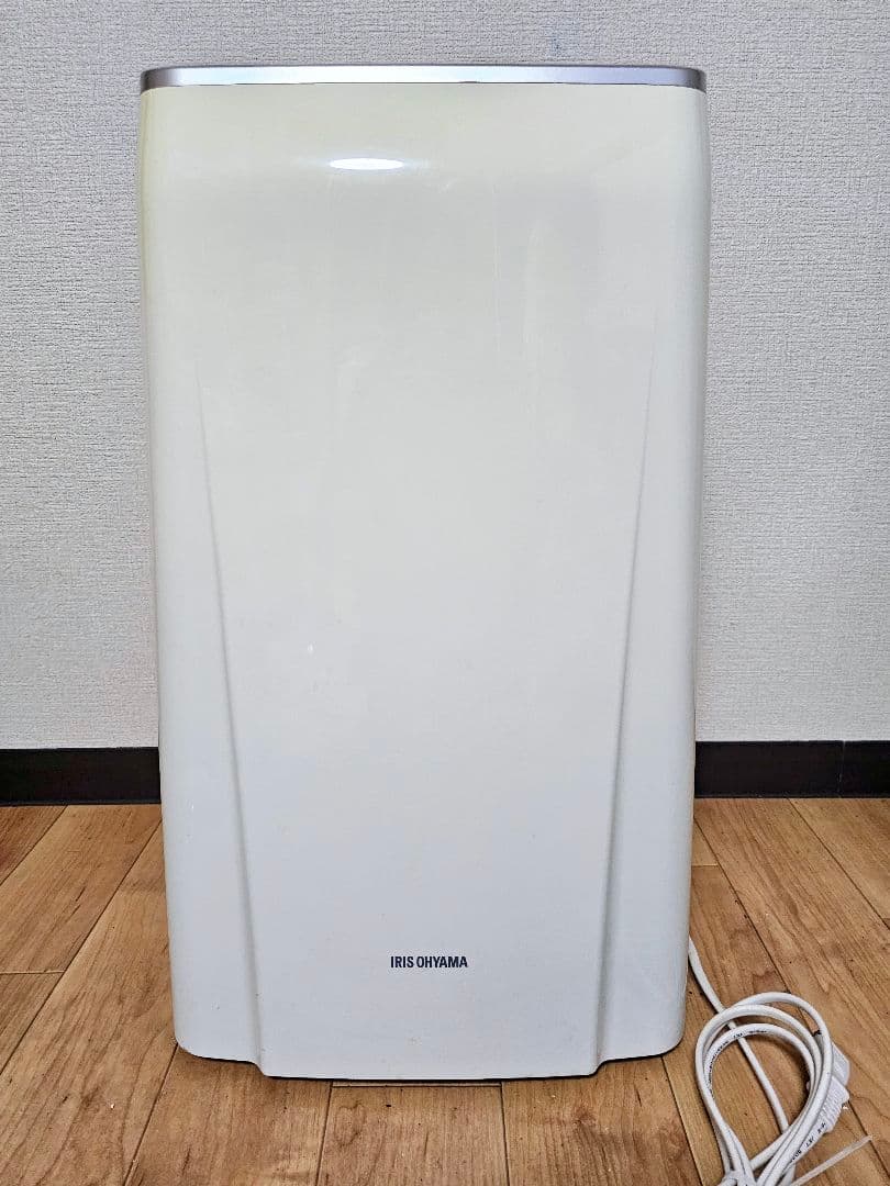 アイリスオーヤマ 衣類乾燥除湿機 IJC-H140 2020年製 動作確認済 ①