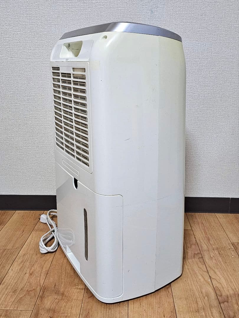 アイリスオーヤマ 衣類乾燥除湿機 IJC-H140 2020年製 動作確認済 ①