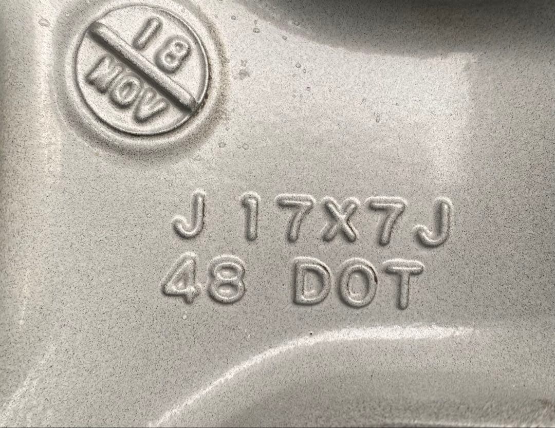 ①Yokko！スバル SKフォレスター純正 17×7J +48 114.3