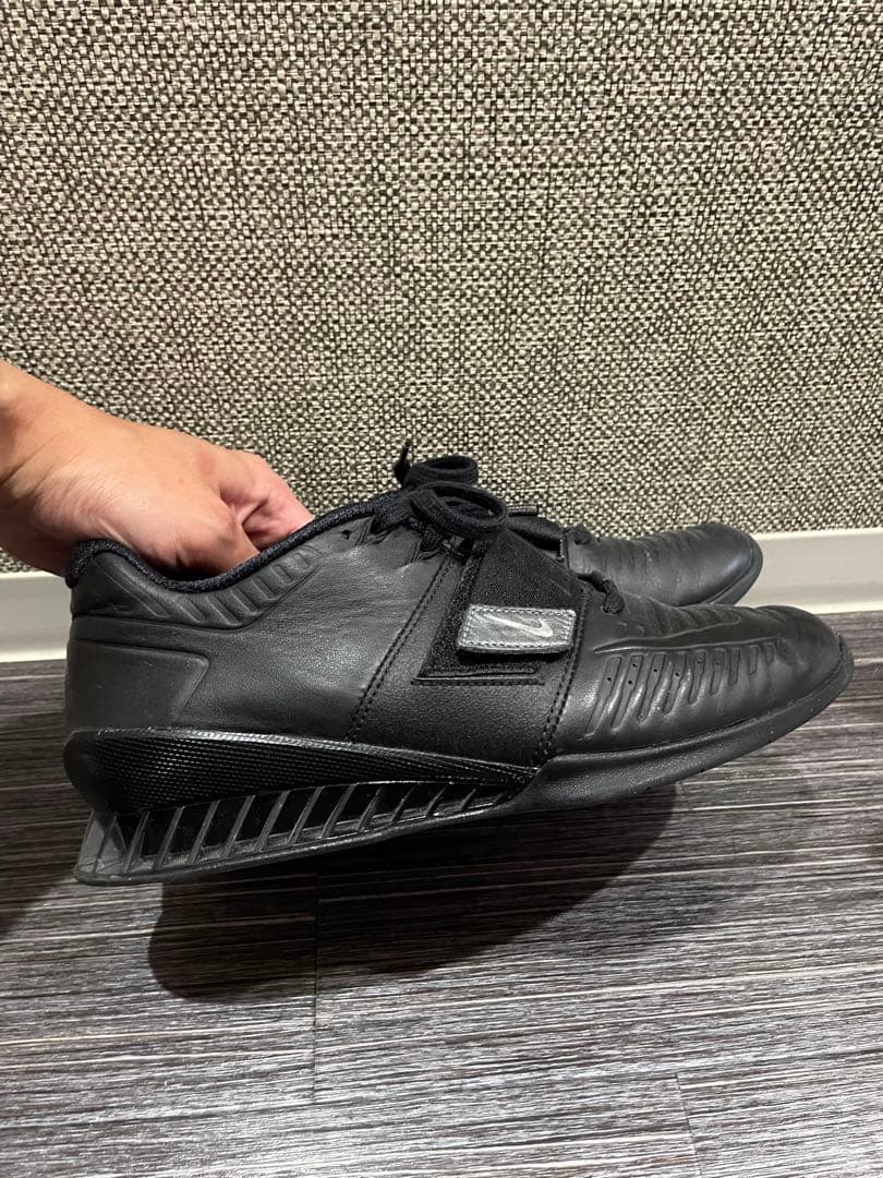 ナイキ ロマレオス 3 XD 28.5cm