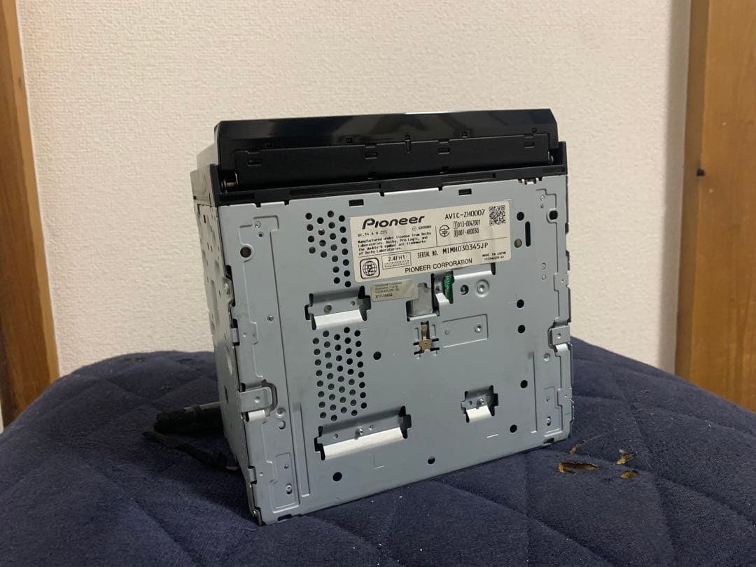 カーナビ carrozzeria AVIC-ZH0007