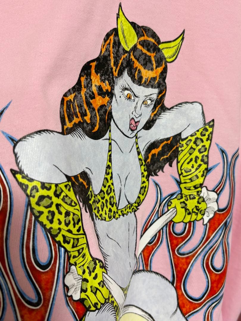 RE. アールイードット Tシャツ 仲里依紗