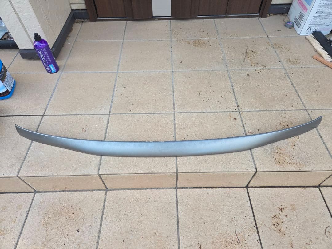 Z12　キューブ　純正オプション　フードモールディング