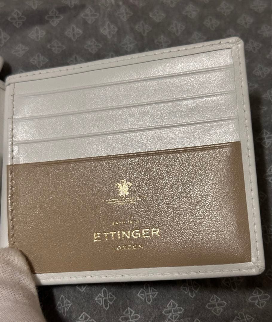 S*n様 【新品】 エッティンガー マネークリップ (小銭入れ有) ホワイトカー