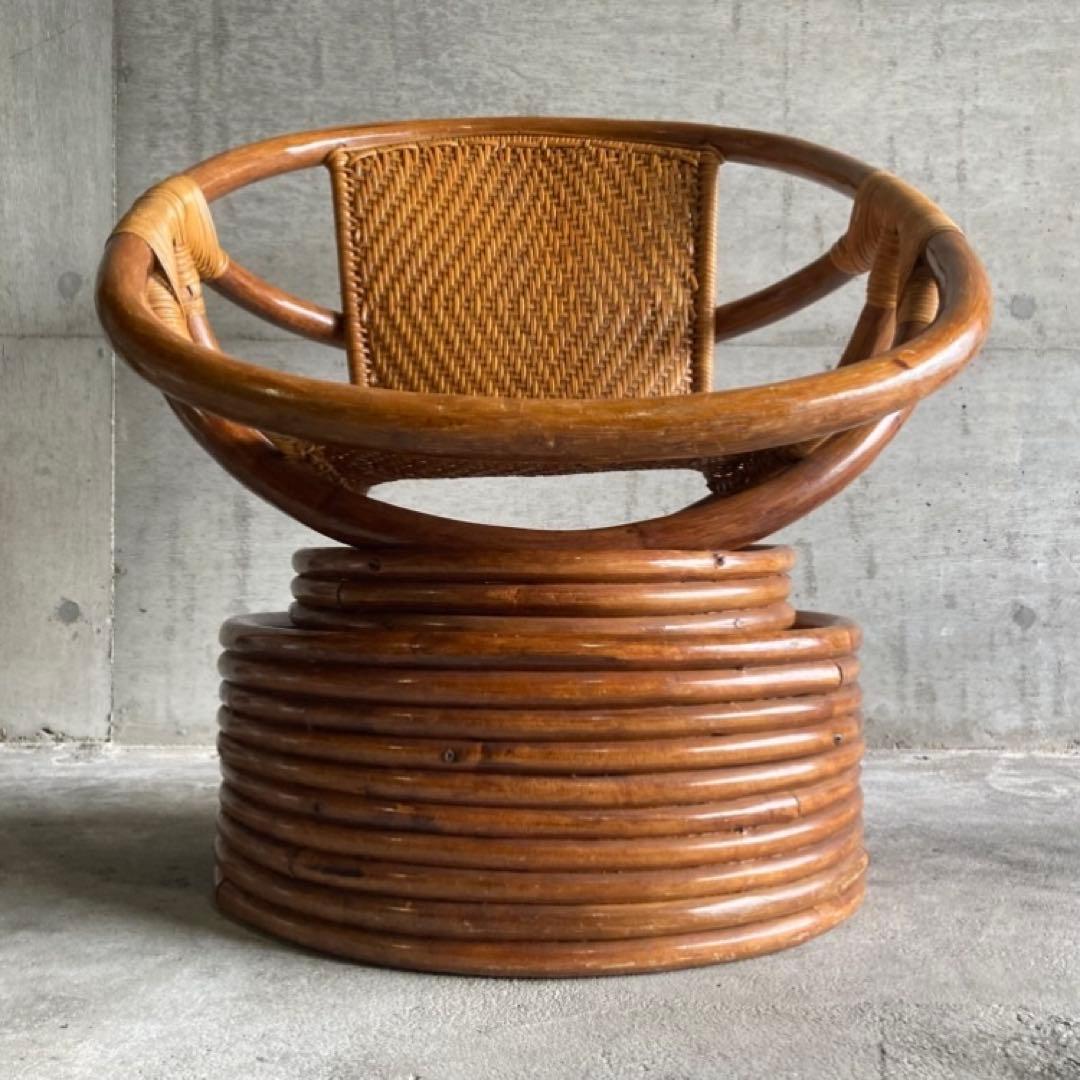 籐 ラタン 回転椅子 チェア 丸型 円形 編み込み アジアン 木製 家具 レトロ