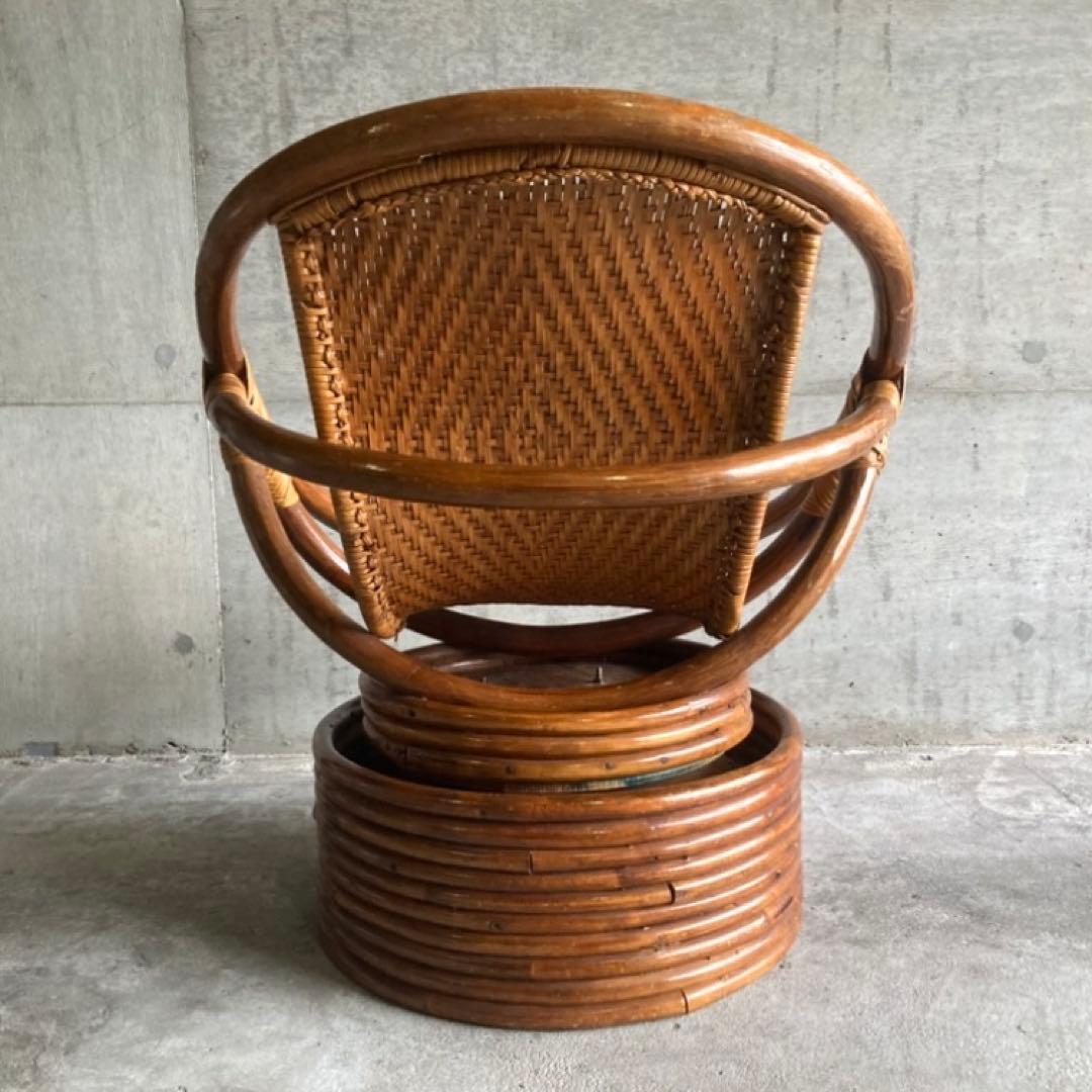 籐 ラタン 回転椅子 チェア 丸型 円形 編み込み アジアン 木製 家具 レトロ