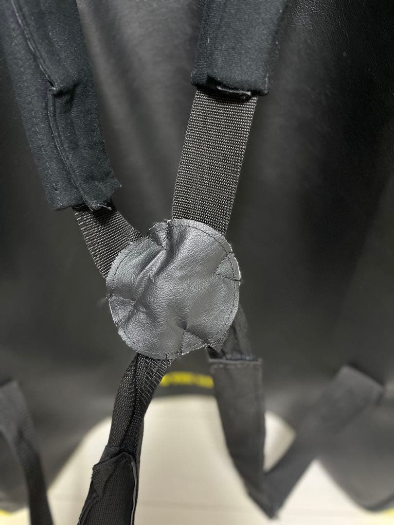 ボディーメーカー スーパーダミーミットシールド ブラック×イエロー