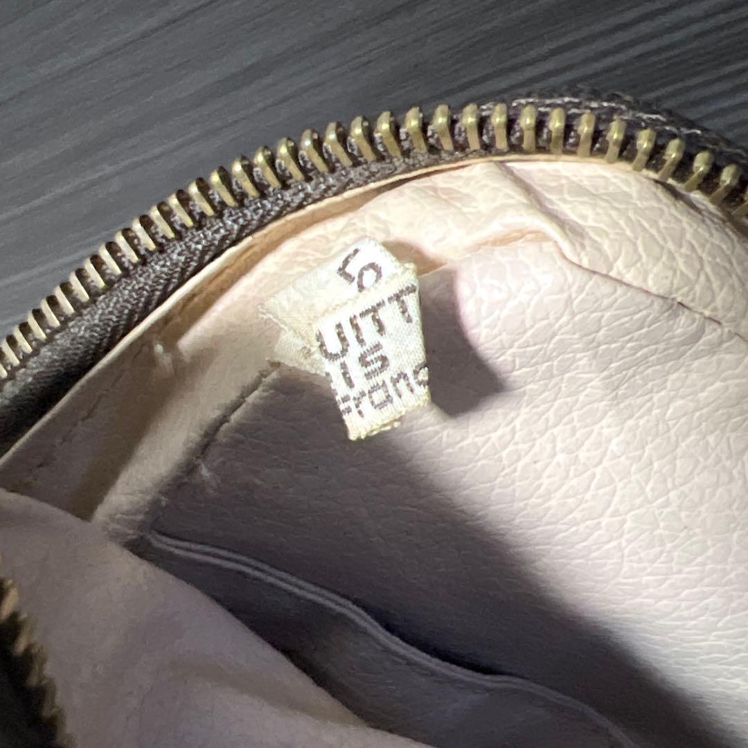 美品 LOUIS VUITTON ルイヴィトン トゥルーストワレット23 ポーチ