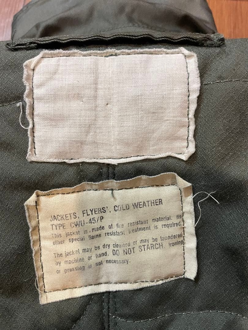 よしんど CWU-45/Pフライトジャケット オリーブグリーン