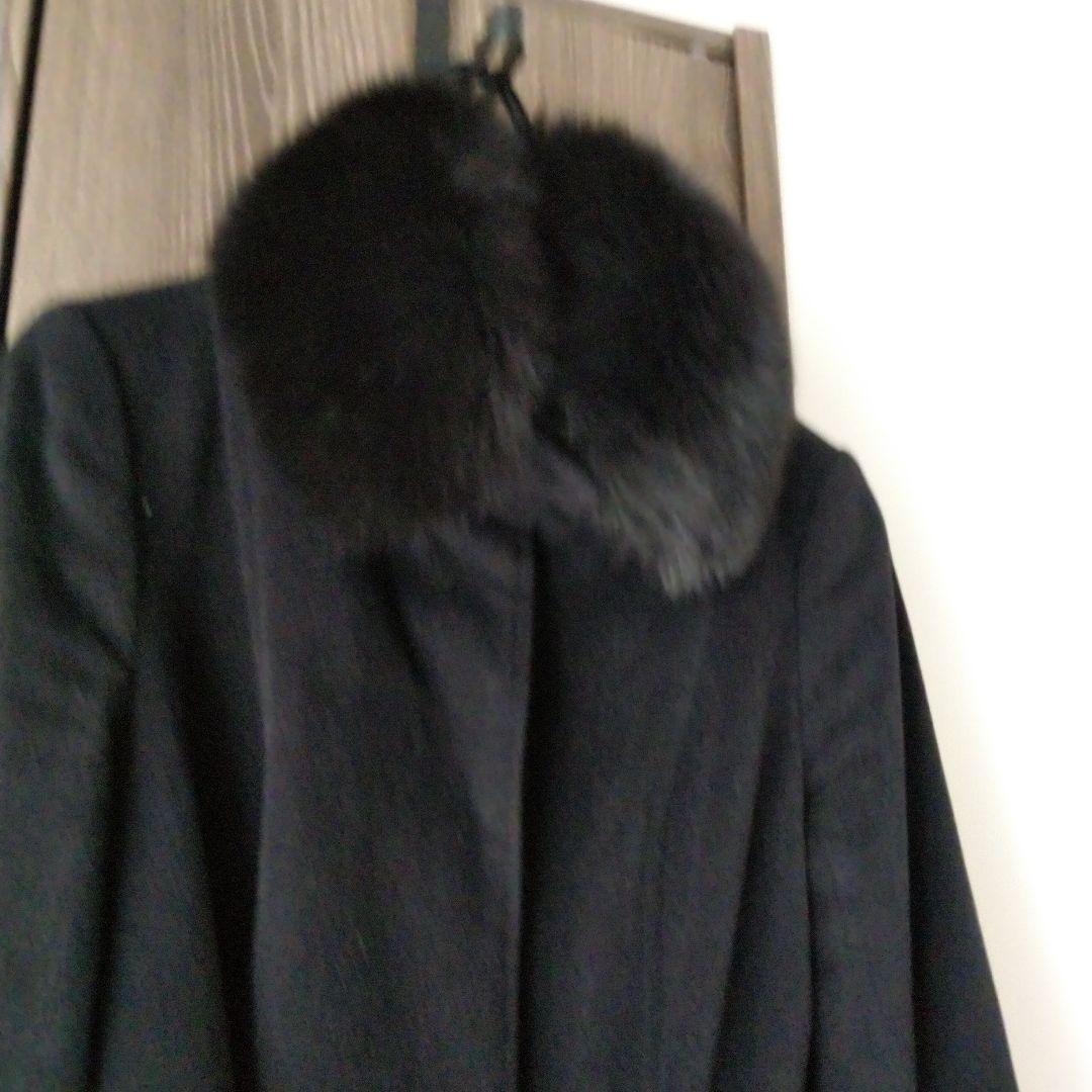 エポカ☆サンプル品　スリム黒のファー付ロングコート40 S〜Ｍ