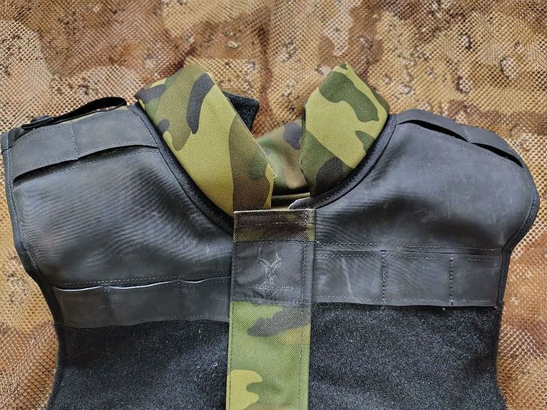 サファリランド社製COVER６ボディアーマー