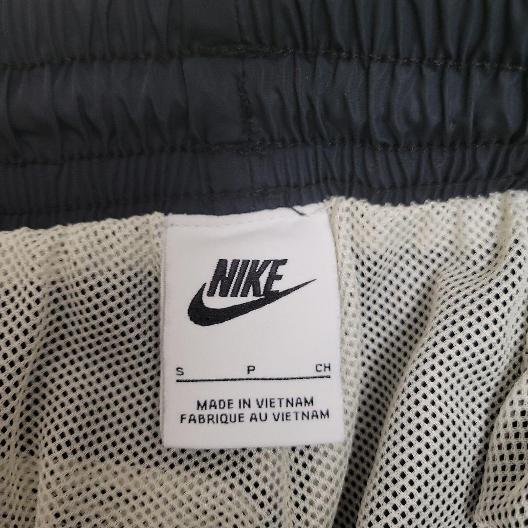 NIKE ビックスウォッシュ　ナイロンセットアップ